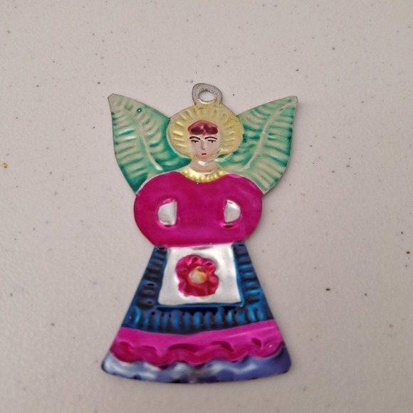 Vintage Hammered Metal Christmas Ornament Angel w/Wings Dress Hand Painted 4" - Picture 4 of 6